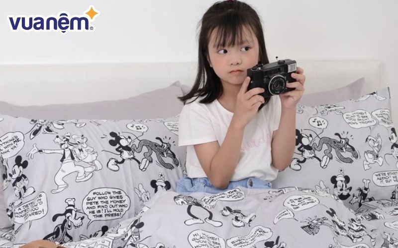 image-2 Mẫu chăn ga gối hoạt hình cho bé gái